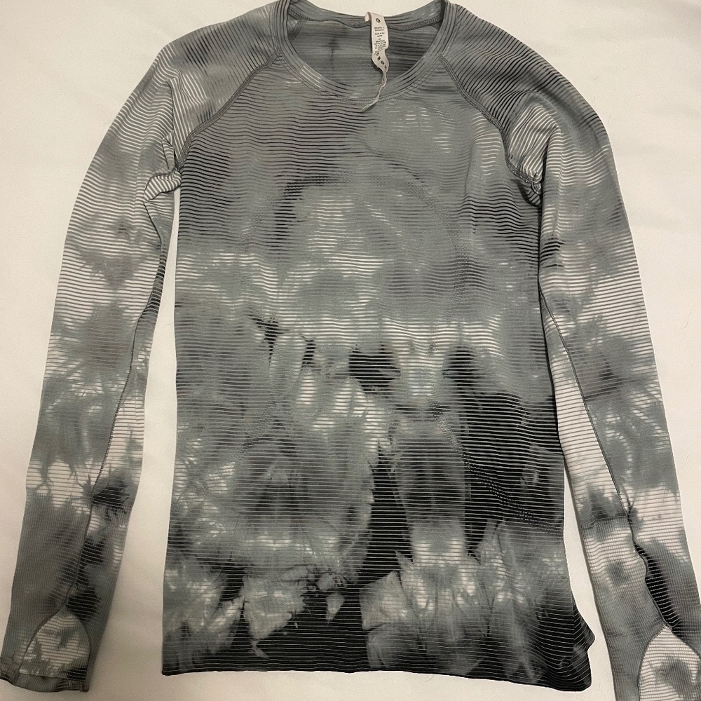 Lululemon Swiftly Tech Long-Sleeve Shirt 2.0 Hip Length